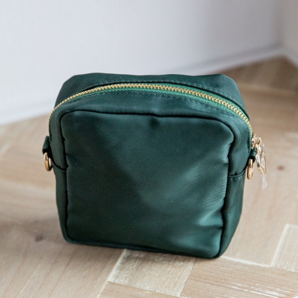 Lily Tasche XS forest grün für Handykette